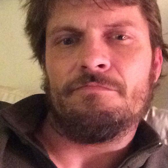 Profile Picture of Chris Beck (@swiper333) on Poshmark