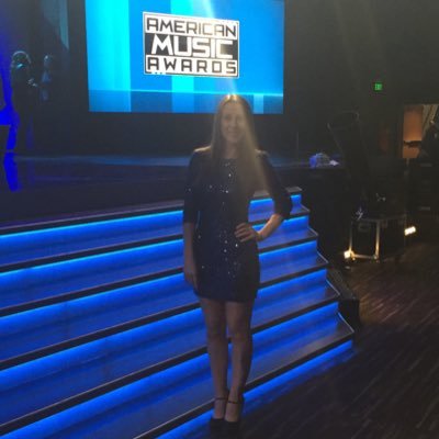 Profile Picture of Marissa (@MelbaMiffle) on Twitter