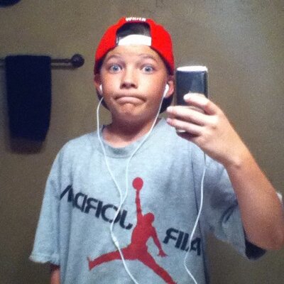 Profile Picture of Braxton Hales (@BHALES35) on Twitter