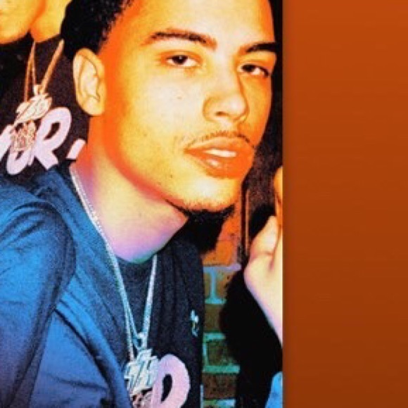 Profile Picture of Nazir Adam (@nazz2x) on Poshmark