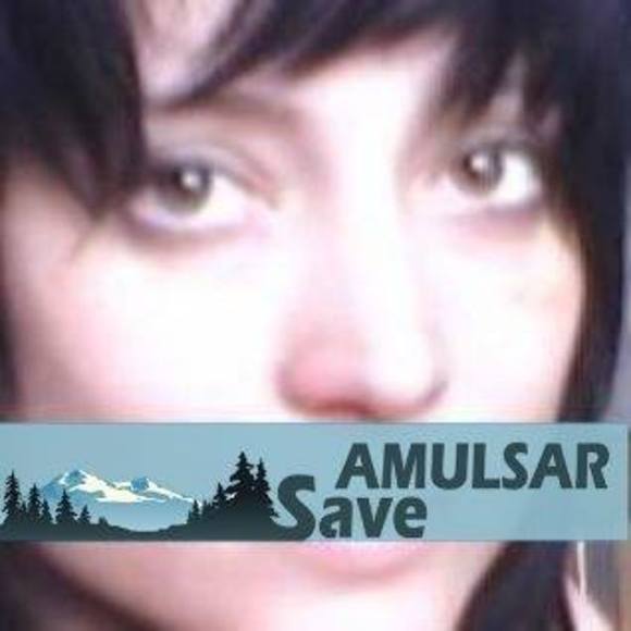 Profile Picture of Inga Inga (@ellenaka) on Poshmark