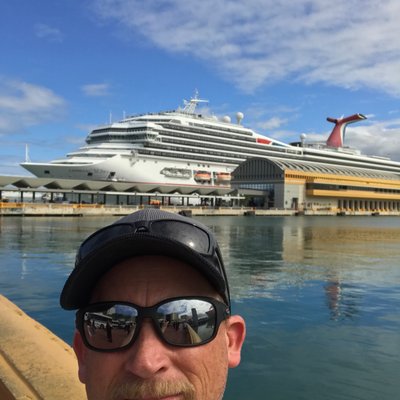 Profile Picture of Cenkur (@KendallCurtis20) on Twitter