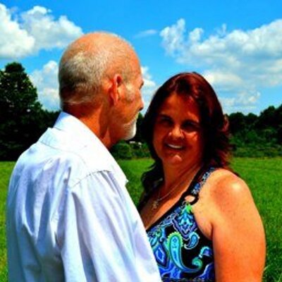 Profile Picture of Vicky Cramer (@VickyCpf) on Twitter