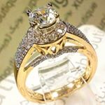 Profile Picture of گالری کلبه ی نور (@jewelry_kolbenoor) on Instagram