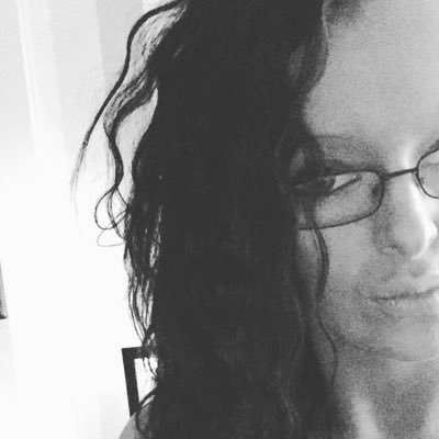 Profile Picture of Vikki Heath (@VikkiHeath8) on Twitter