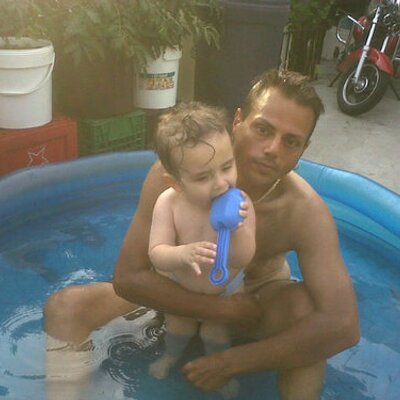 Profile Picture of Luis Teves (@just2sly73) on Twitter