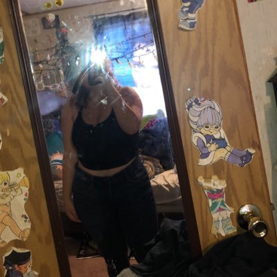 Profile Picture of Vivian Acosta (@VivianAcosta134) on Twitter
