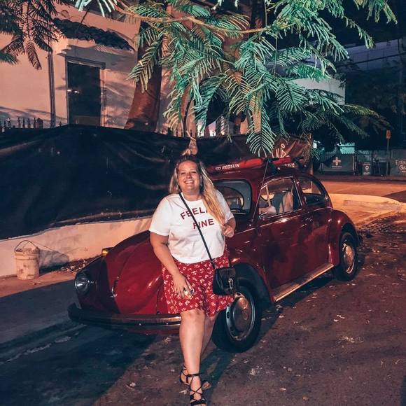 Profile Picture of Andreanne Chouinard (@andychouin) on Poshmark