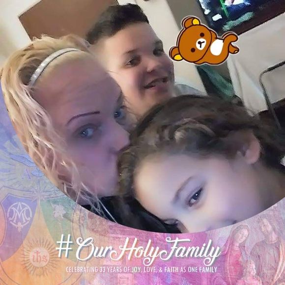 Profile Picture of Liza Lonardo (@lizalegendre) on Poshmark