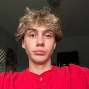 Profile Picture of luke (@lukecarrickk) on Tiktok