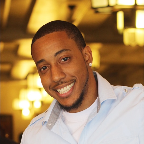 Profile Picture of Marshawn Metters (@bigdealshawn10) on Poshmark