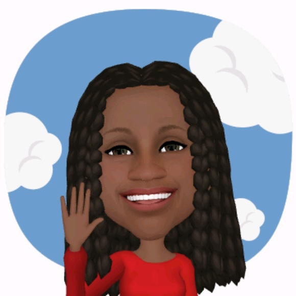 Profile Picture of Hazel Brown (@hazel117) on Poshmark