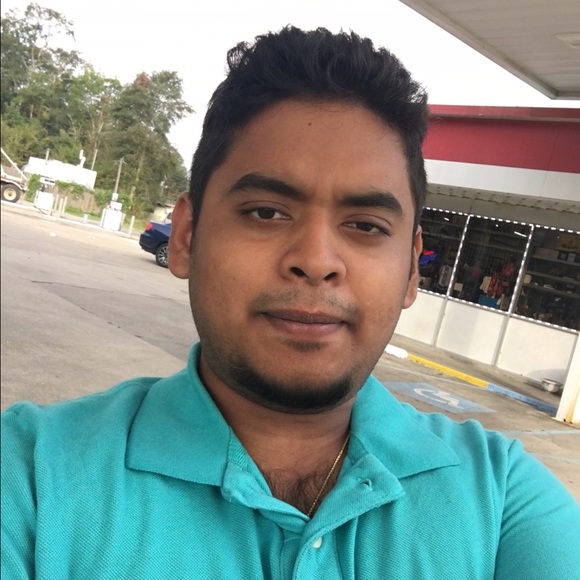 Profile Picture of Trilok Madamanchi (@trilok) on Poshmark