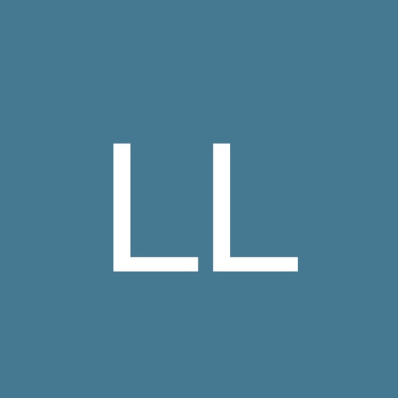 Profile Picture of Luther Luther (@gbjxp6ju0615) on Poshmark