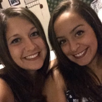 Profile Picture of Julianne Becker (@julianneebecker) on Twitter