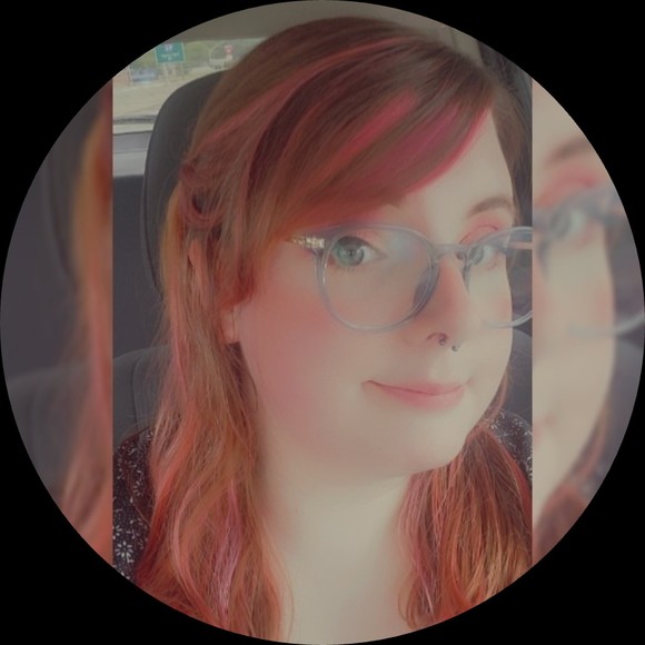 Profile Picture of Kaitlin Stephenson (@kaitielin0415) on Poshmark