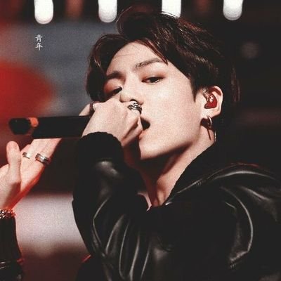 Profile Picture of Sandy ☁ (@Army_bts_stan) on Twitter