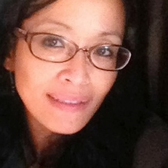 Profile Picture of Gemma Skillman (@gemmaskillman) on Poshmark