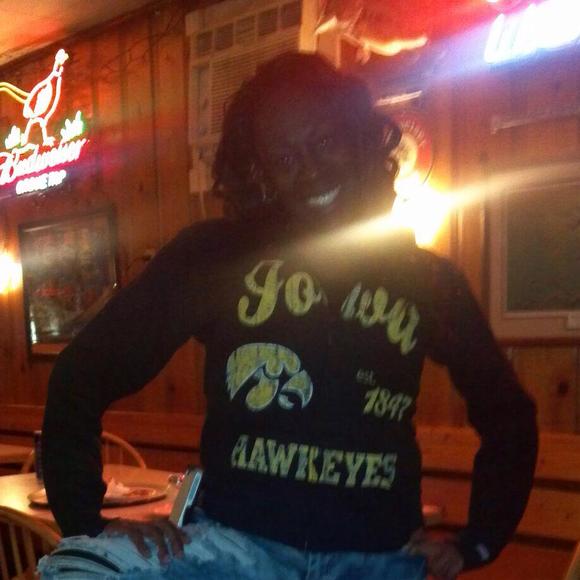 Profile Picture of Albertina Taylor (@msmagic1) on Poshmark