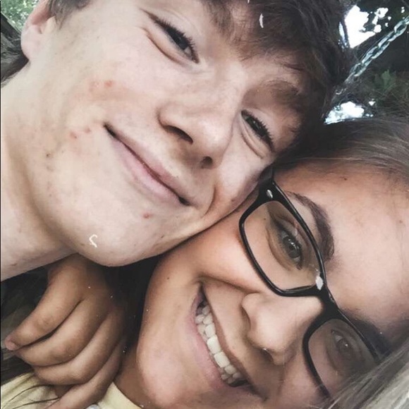 Profile Picture of Matthew Carl (@mcarl42) on Poshmark