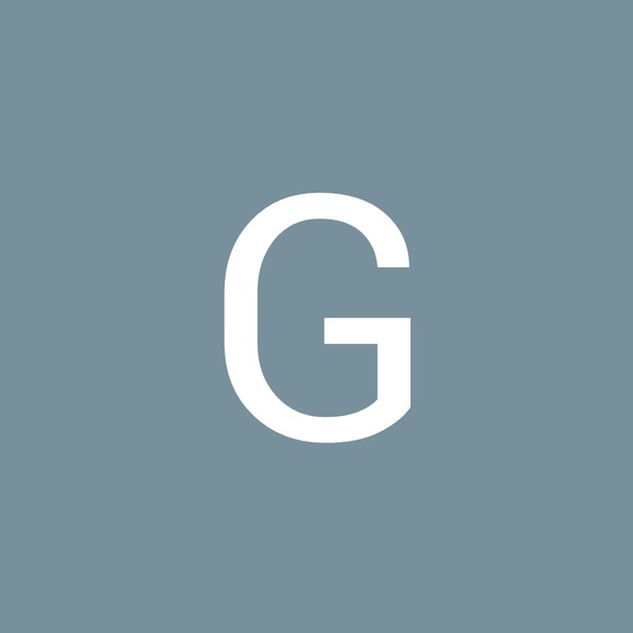 Profile Picture of Guillermo Nahon (@guilleenl) on Poshmark