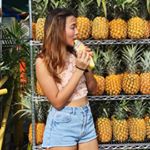 Profile Picture of Jeanette Chew (@jeanieliciouseats) on Instagram