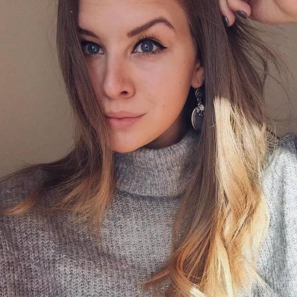 Profile Picture of Lera Rubtsova (@lerarubtcova) on Poshmark