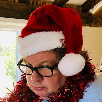 Profile Picture of Mike Graham 🍾 (@Iromg) on Twitter