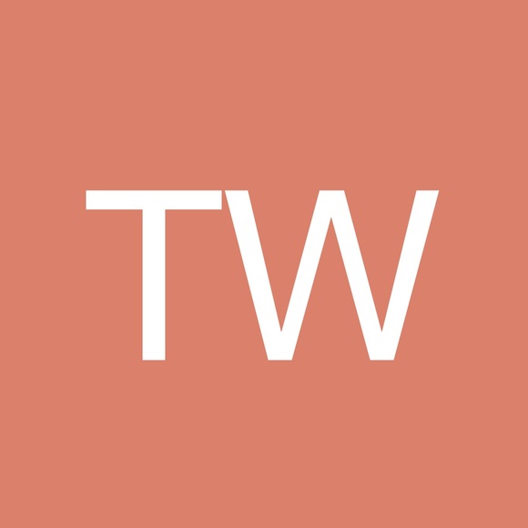 Profile Picture of Tisho Winstead (@tishothegreat) on Poshmark