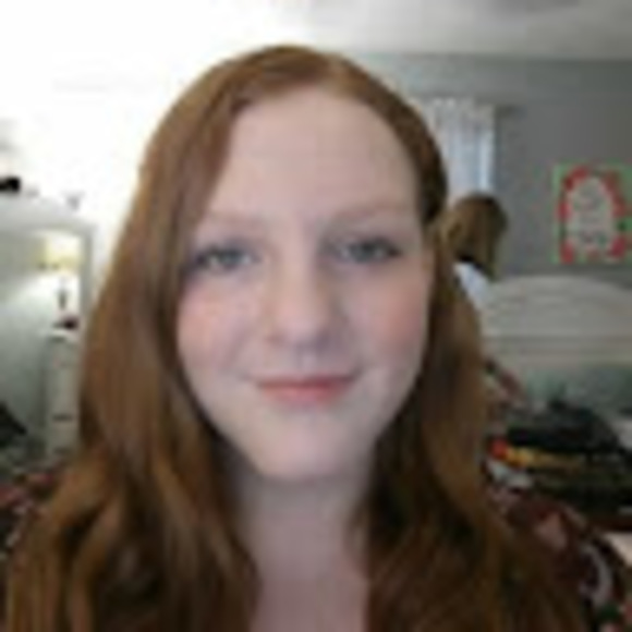 Profile Picture of Dakota Pickard (@dakotapickard) on Poshmark