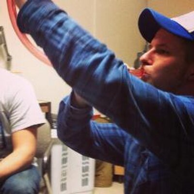 Profile Picture of Tyler (@H_Vanderbilt) on Twitter