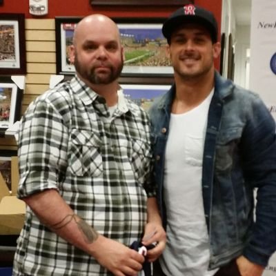 Profile Picture of Kyle LeClair (@KyleLeclair) on Twitter