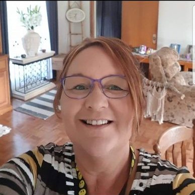 Profile Picture of Iris Dillon-Shallard (@IrisShallard) on Twitter
