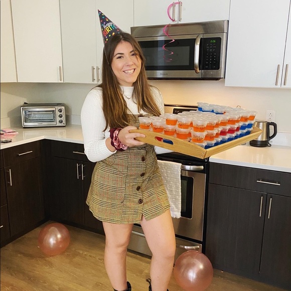 Profile Picture of Casey Doddy (@casey_doddy) on Poshmark