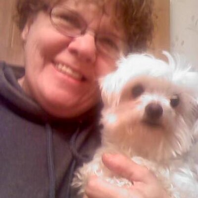 Profile Picture of Donna Cramer (@cinamingrl55) on Twitter