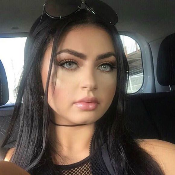 Profile Picture of Rachel Jergess (@racheljergess) on Poshmark