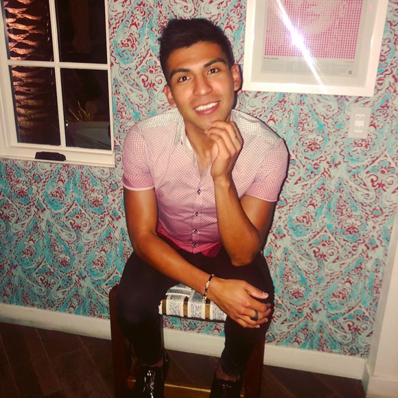 Profile Picture of Jesse Acevedo (@itsjessea) on Poshmark