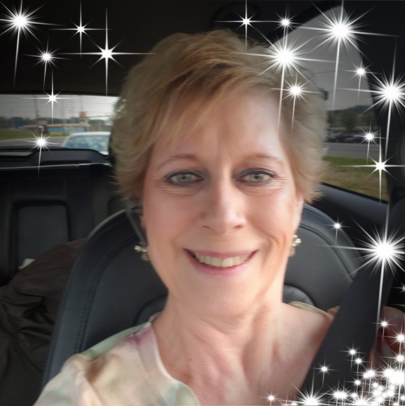 Profile Picture of Fran Mitchell (@nanafran59) on Poshmark
