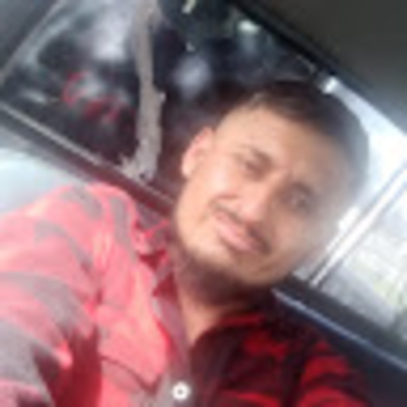 Profile Picture of Fernando Camarillo (@fernandocama970) on Poshmark