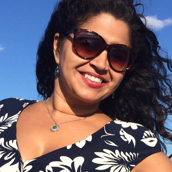 Profile Picture of Miriam Paz (@mimisi63) on Poshmark