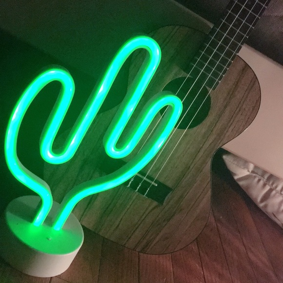 Profile Picture of Myah Sitton (@myah_sitton) on Poshmark