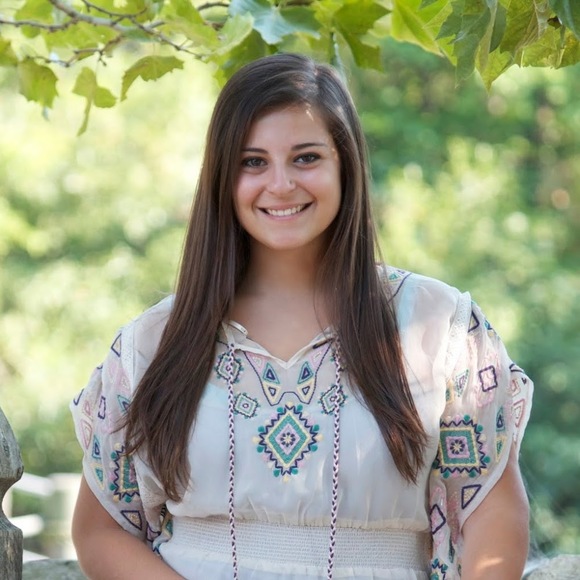 Profile Picture of Catherine Camerota (@camerotac93) on Poshmark