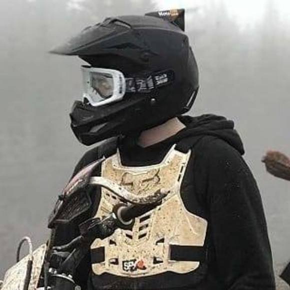 Ryan Laukkanen - Poshmark Profile Picture of Ryan Laukkanen (@fc450kid) on Poshmark