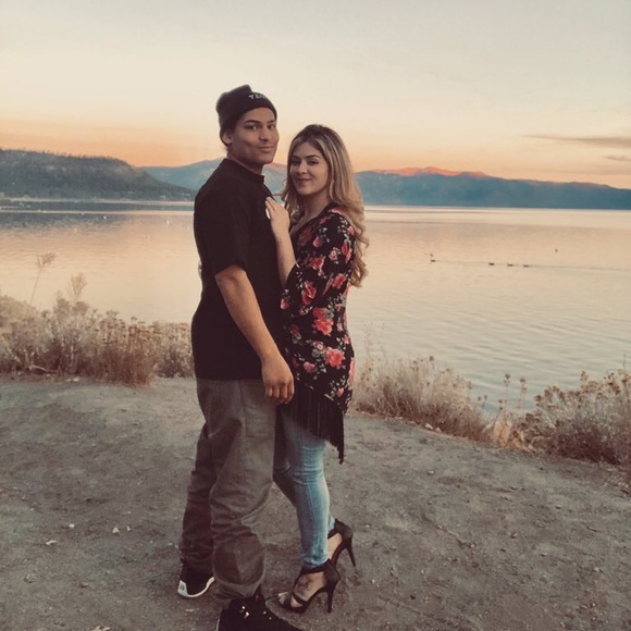 Profile Picture of Bertha Aguilera (@berthaaguilera) on Poshmark