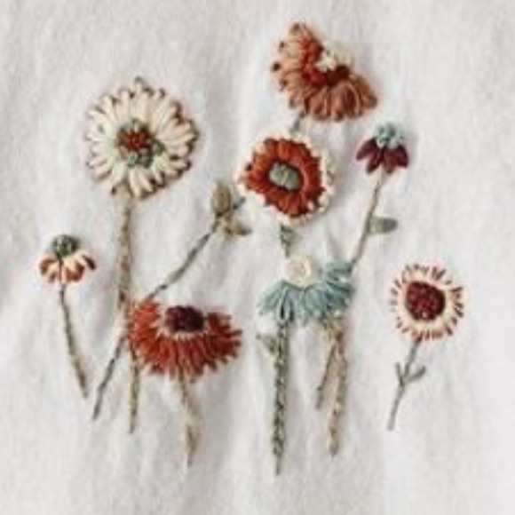 Profile Picture of Ahmya Metoyer (@sparkle111912) on Poshmark