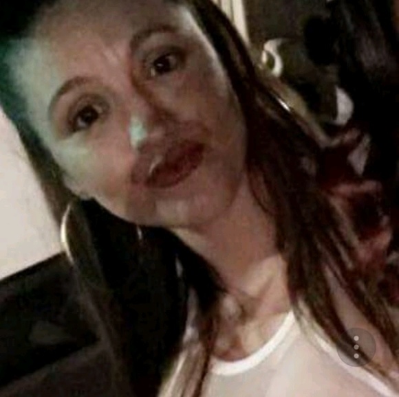 Profile Picture of Kayla Needy (@kaybaby608) on Poshmark