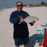 Profile Picture of robert hildenbrand (@robert.hildenbrand) on Instagram