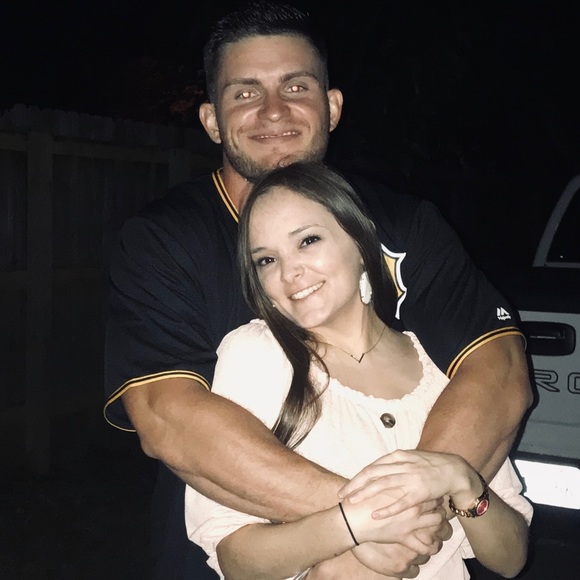 Donielle Brigance - Poshmark Profile Picture of Donielle Brigance (@d_brigance) on Poshmark