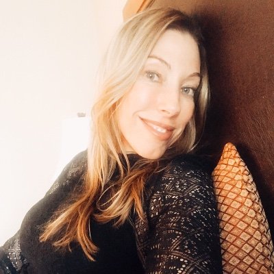 Profile Picture of Leah Bradley (@evoochick) on Twitter