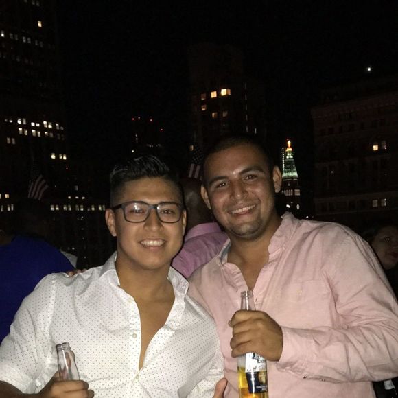 Profile Picture of Andrew Alicea (@alicea8828) on Poshmark